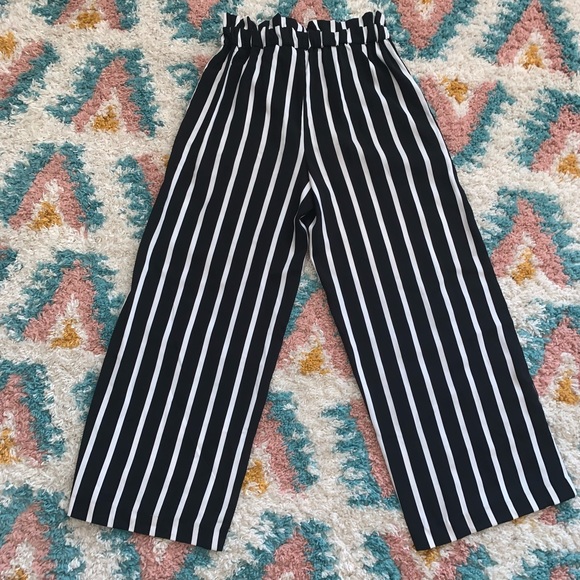 Philosophy Striped Pants Black and White - Picture 3 of 4
